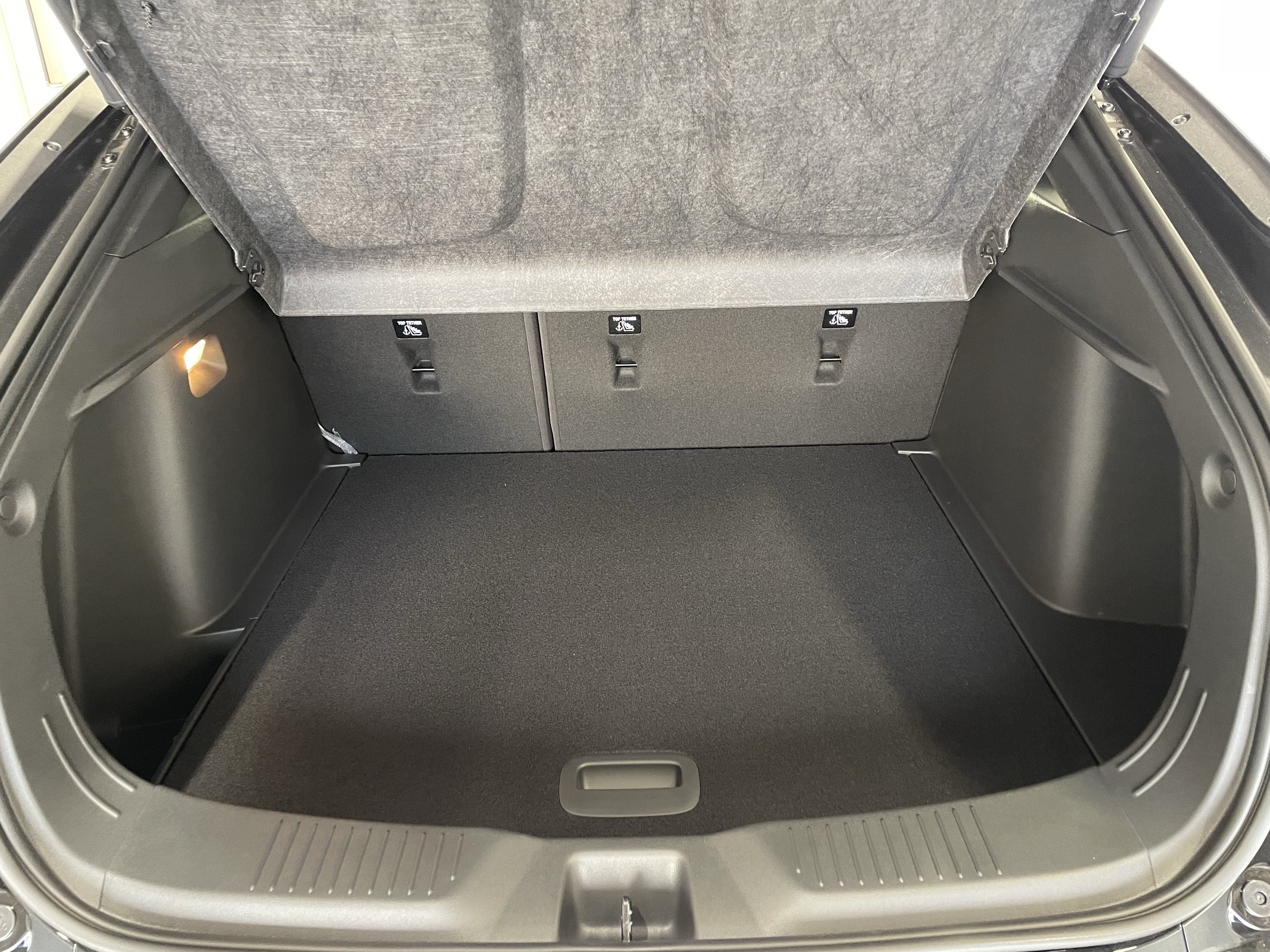 New 2026 Buick Envista Sport Touring w/ Convenience II Package FWD image 9
