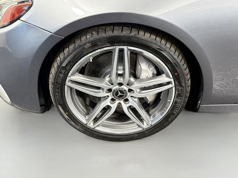 Used 2019 Mercedes-Benz E 300 w/ Convenience Package image 37