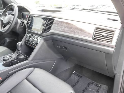Used 2023 Volkswagen Atlas Cross Sport SE w/ Panoramic Sunroof Package AWD/4WD image 37