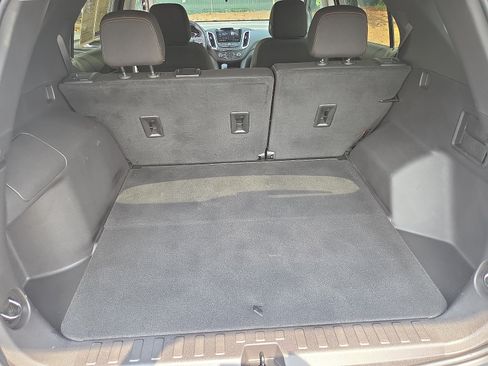 Used 2024 Chevrolet Equinox LT AWD/4WD image 28