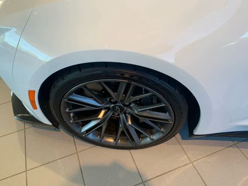 Certified 2023 Chevrolet Camaro ZL1 RWD image 8