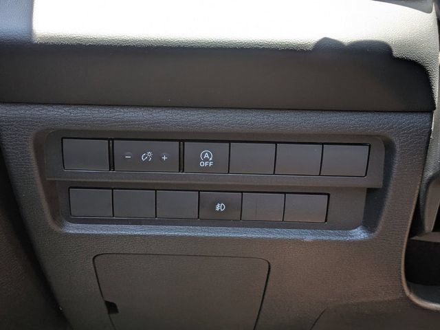 Used 2026 Mitsubishi Outlander ES FWD image 24