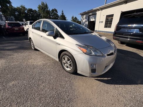 Used 2010 Toyota Prius FWD image 4