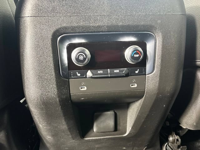 Used 2022 GMC Yukon XL Denali AWD/4WD image 22
