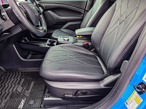 Used 2024 Ford Mustang Mach-E Select AWD/4WD image 13