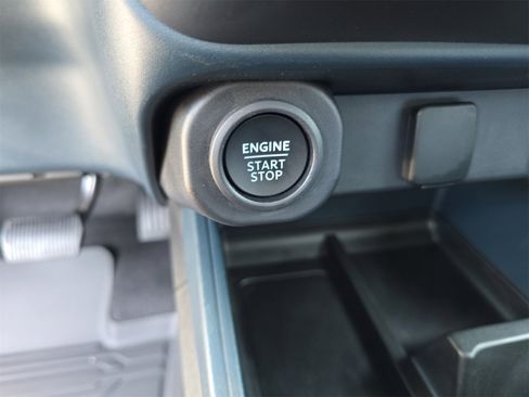 New 2025 Ford Maverick XLT w/ XLT Luxury Package image 25