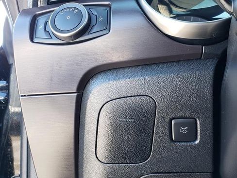 Used 2016 Ford Mustang Shelby GT350 w/ Technology Package image 18