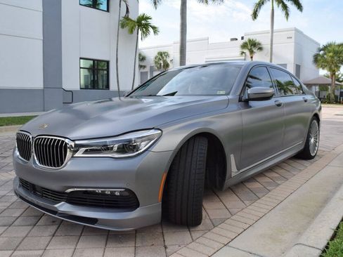 Used 2018 BMW ALPINA B7 xDrive w/ Luxury Rear Seating Package AWD/4WD image 2
