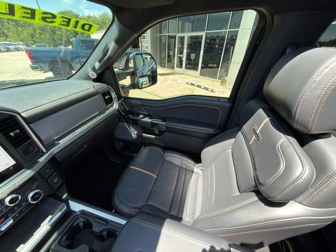 Used 2024 Ford F450 Platinum w/ FX4 Off-Road Package AWD/4WD image 31