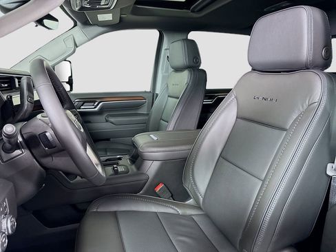 New 2026 GMC Sierra 3500 Denali w/ Denali Reserve Package image 21