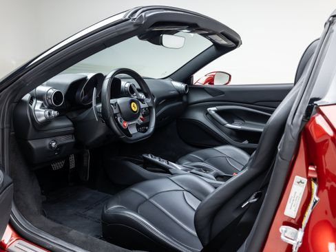 Certified 2022 Ferrari F8 Tributo RWD image 66