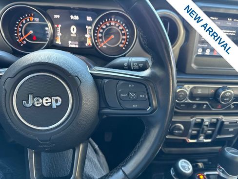 Used 2020 Jeep Gladiator Sport w/ Quick Order Package 24S AWD/4WD image 22
