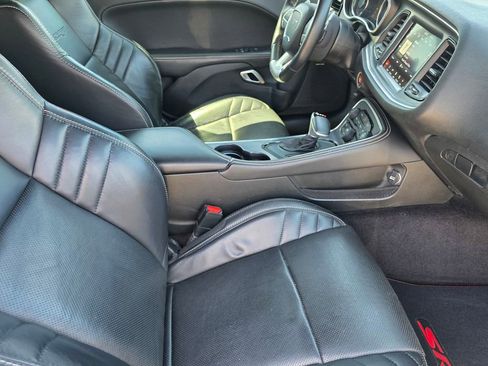 Used 2018 Dodge Challenger SRT w/ Technology Group RWD image 21