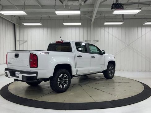 Used 2022 Chevrolet Colorado Z71 AWD/4WD image 8