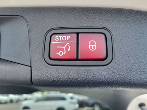 Certified 2022 Mercedes-Benz GLA 250 image 10