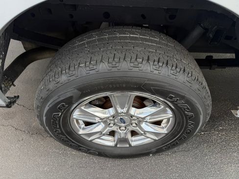Used 2016 Ford F150 XLT w/ Equipment Group 302A Luxury AWD/4WD image 16