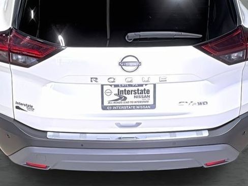 Used 2023 Nissan Rogue SV w/ SV Premium B Package AWD/4WD image 12