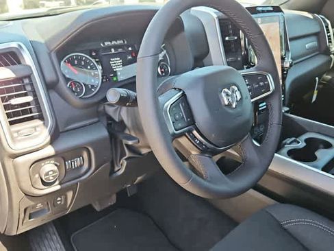 New 2026 RAM 1500 Big Horn AWD/4WD image 10