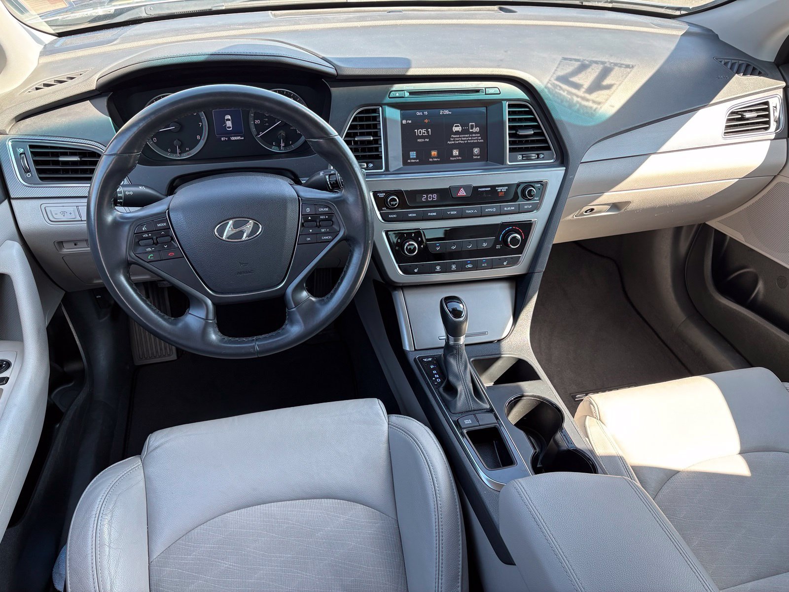 Used 2017 Hyundai Sonata Sport w/ Value Edition Package 02 FWD image 13