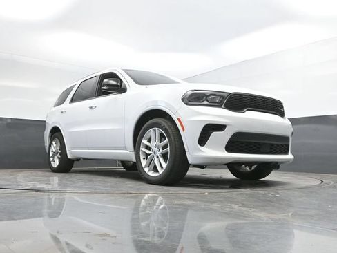 Used 2024 Dodge Durango GT AWD/4WD image 43