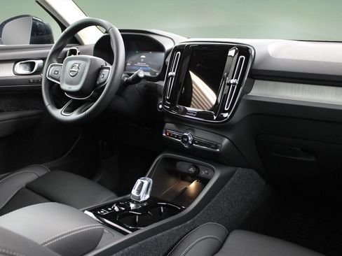 New 2026 Volvo XC40 B5 Plus w/ Climate Package AWD/4WD image 21