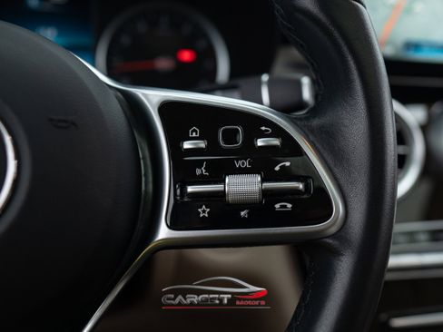 Used 2020 Mercedes-Benz GLC 300 4MATIC image 25