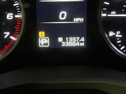 Used 2023 Subaru Ascent Premium w/ Convenience Package AWD/4WD image 13