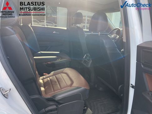 Used 2022 Volkswagen Atlas SEL Premium AWD/4WD image 39