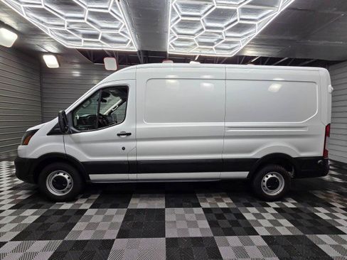 Used 2020 Ford Transit 250 Medium Roof w/ Interior Upgrade Package RWD image 8