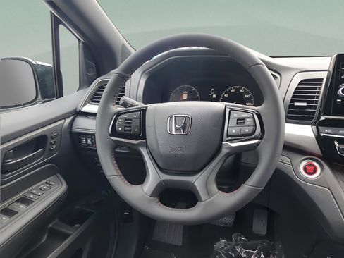 New 2026 Honda Odyssey Sport-L image 17