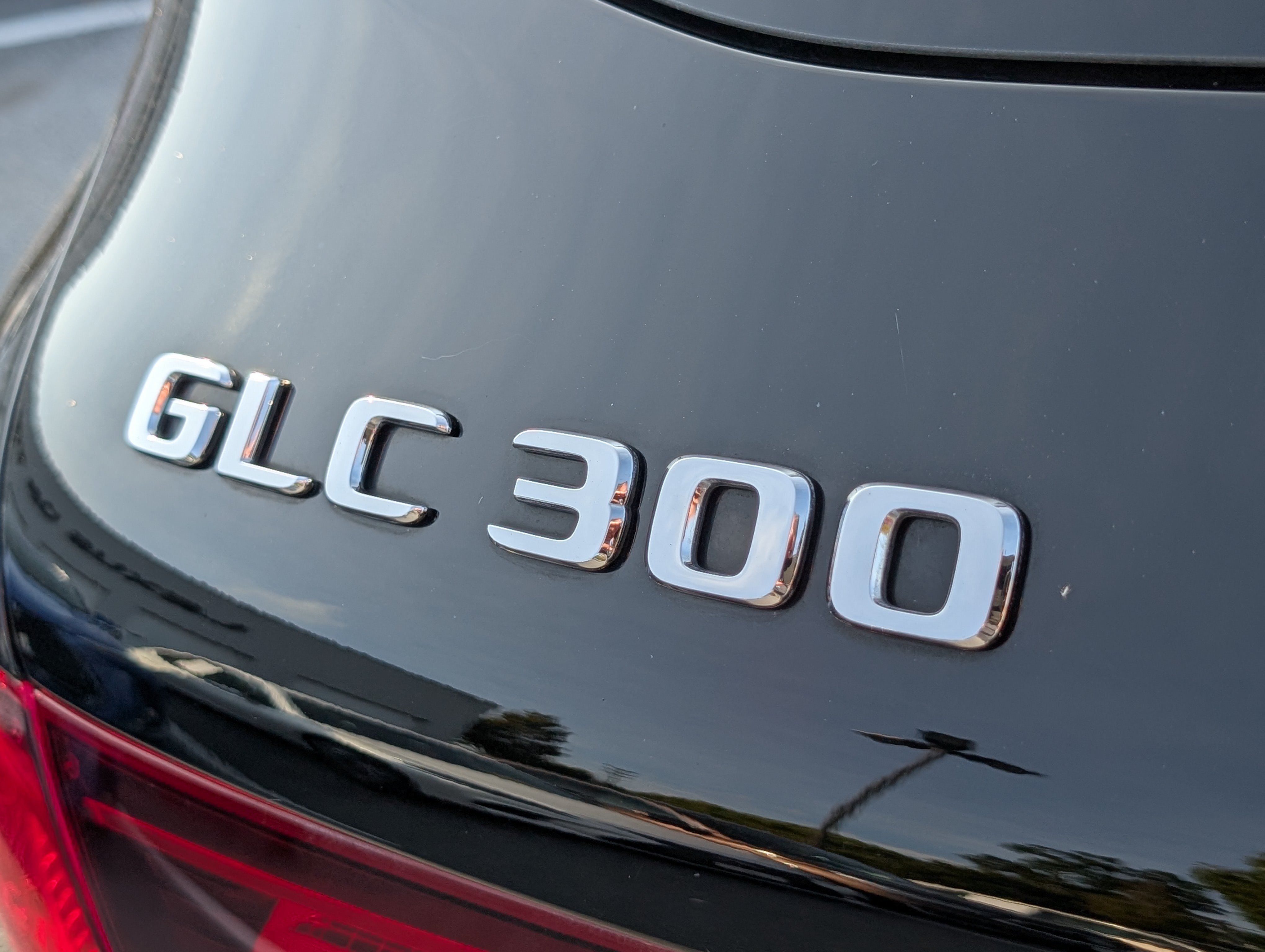 Used 2022 Mercedes-Benz GLC 300 4MATIC image 9