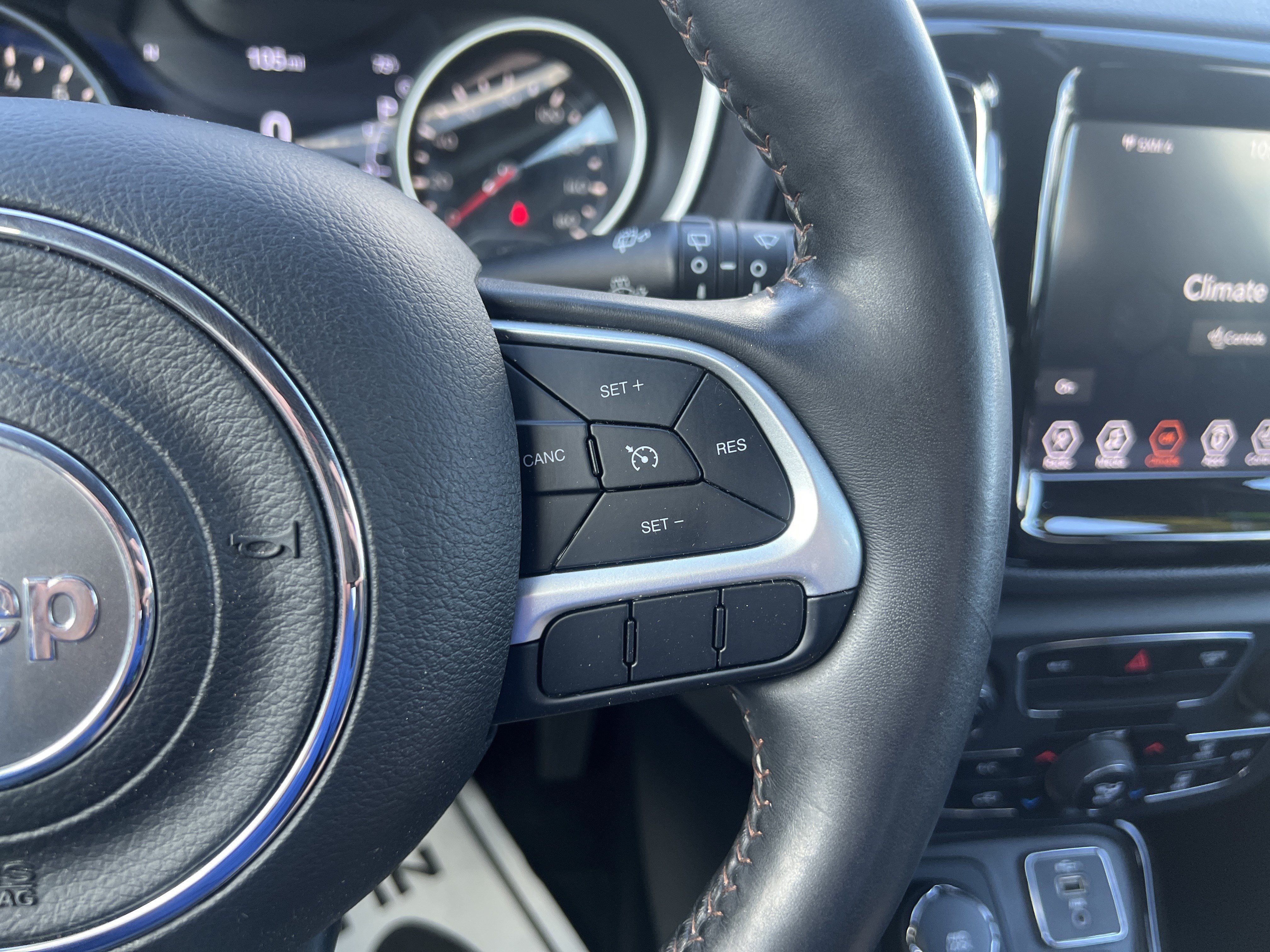 Used 2019 Jeep Compass Limited AWD/4WD image 19