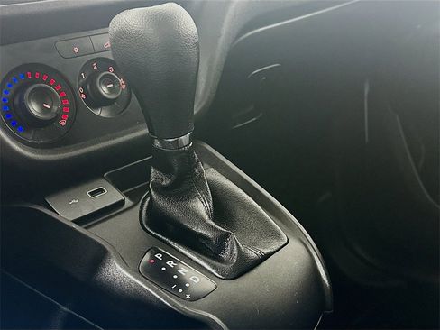 Used 2021 RAM ProMaster City Tradesman w/ Window Group 09 image 16