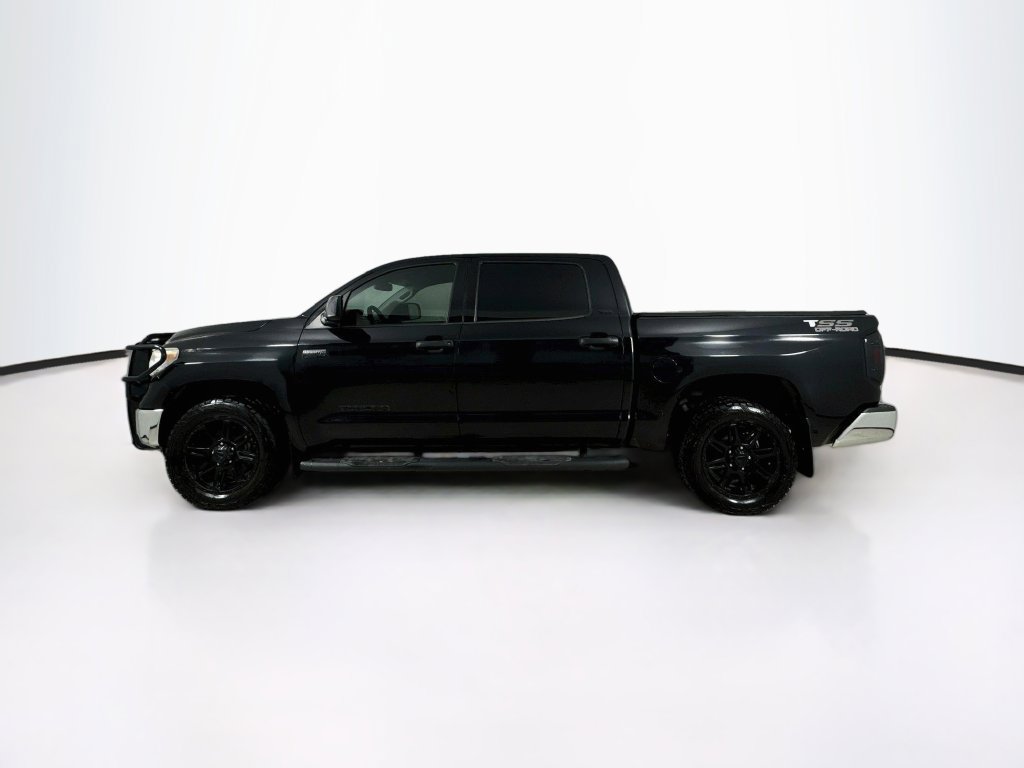 Used 2018 Toyota Tundra SR5 w/ SR5 Upgrade Package AWD/4WD image 4
