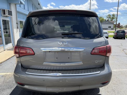 Used 2014 INFINITI QX80 4WD w/ Theater Package image 4