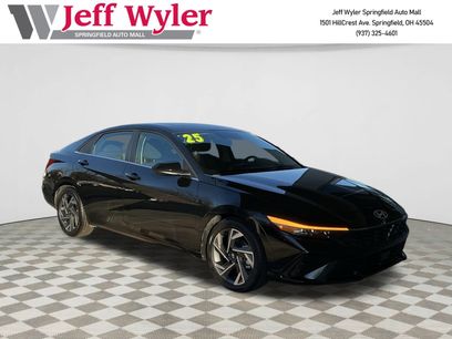Used 2025 Hyundai Elantra SEL w/ Cargo Package