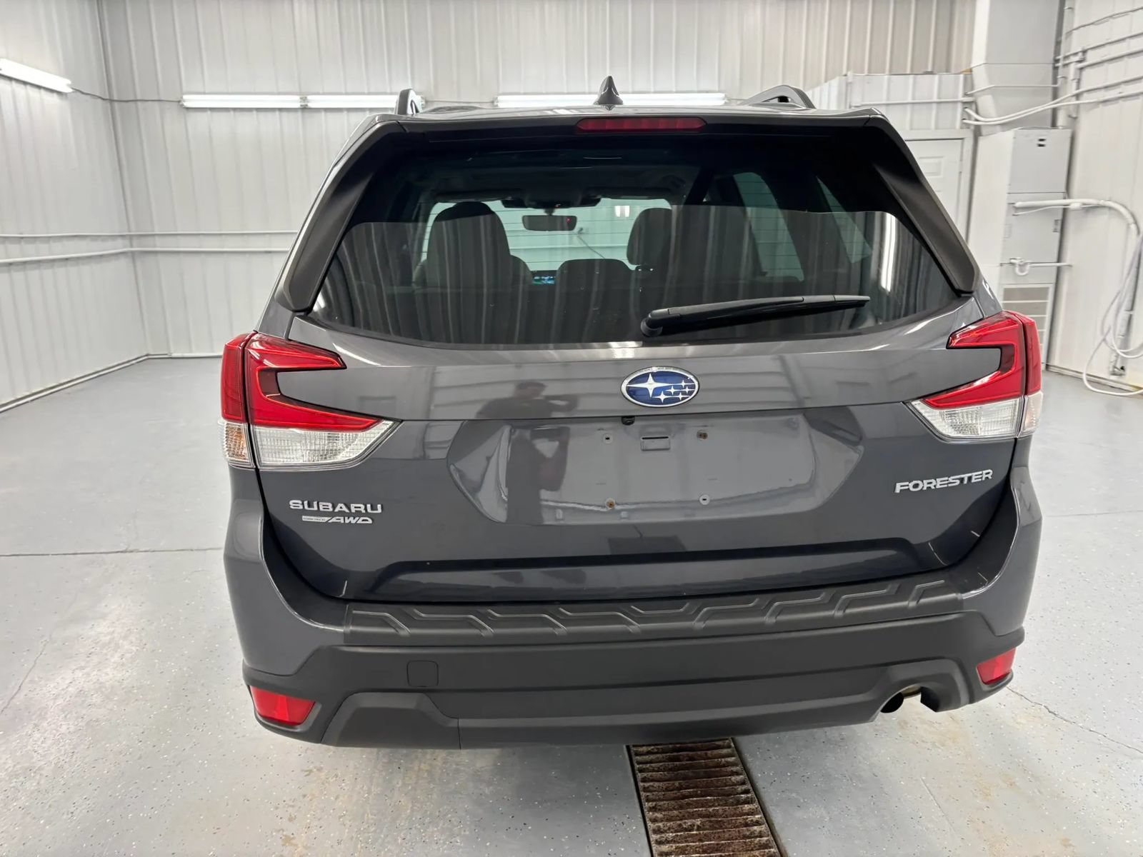 Used 2023 Subaru Forester Premium AWD/4WD image 5