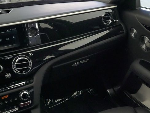 Used 2021 Rolls-Royce Ghost image 38