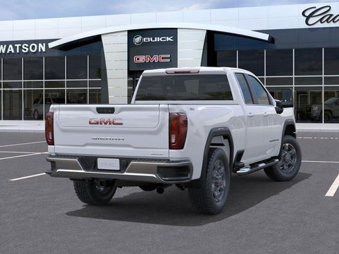 New 2026 GMC Sierra 2500 SLE image 4