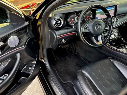 Used 2017 Mercedes-Benz E 300 image 30