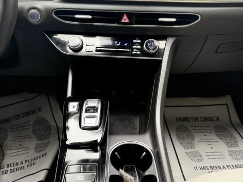 Used 2021 Hyundai Sonata SEL FWD image 21