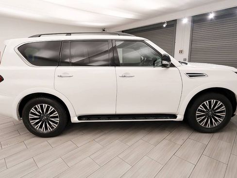 Used 2023 Nissan Armada SL w/ Midnight Edition Package AWD/4WD image 6