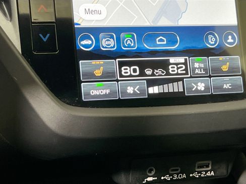 Used 2025 Subaru Forester Limited image 21