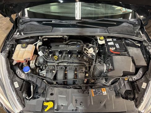 Used 2018 Ford Focus SE image 23