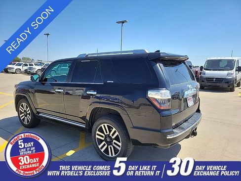 Used 2022 Toyota 4Runner Limited AWD/4WD image 4