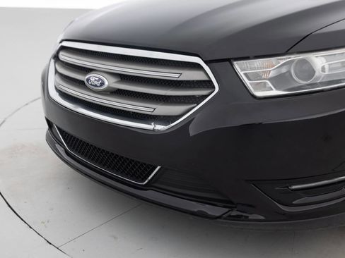 Used 2014 Ford Taurus SEL AWD/4WD image 16
