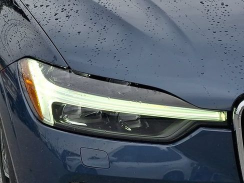 Certified 2023 Volvo XC60 B5 Core w/ Climate Package AWD/4WD image 10