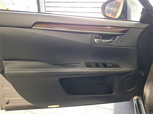 Used 2017 Lexus ES 350 350 image 12