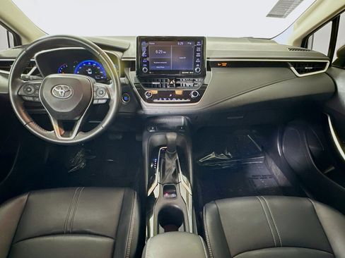 Used 2021 Toyota Corolla XLE image 27