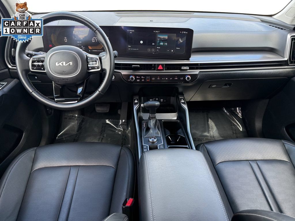 Certified 2025 Kia Sorento S w/ Panoramic Sunroof Package FWD image 11